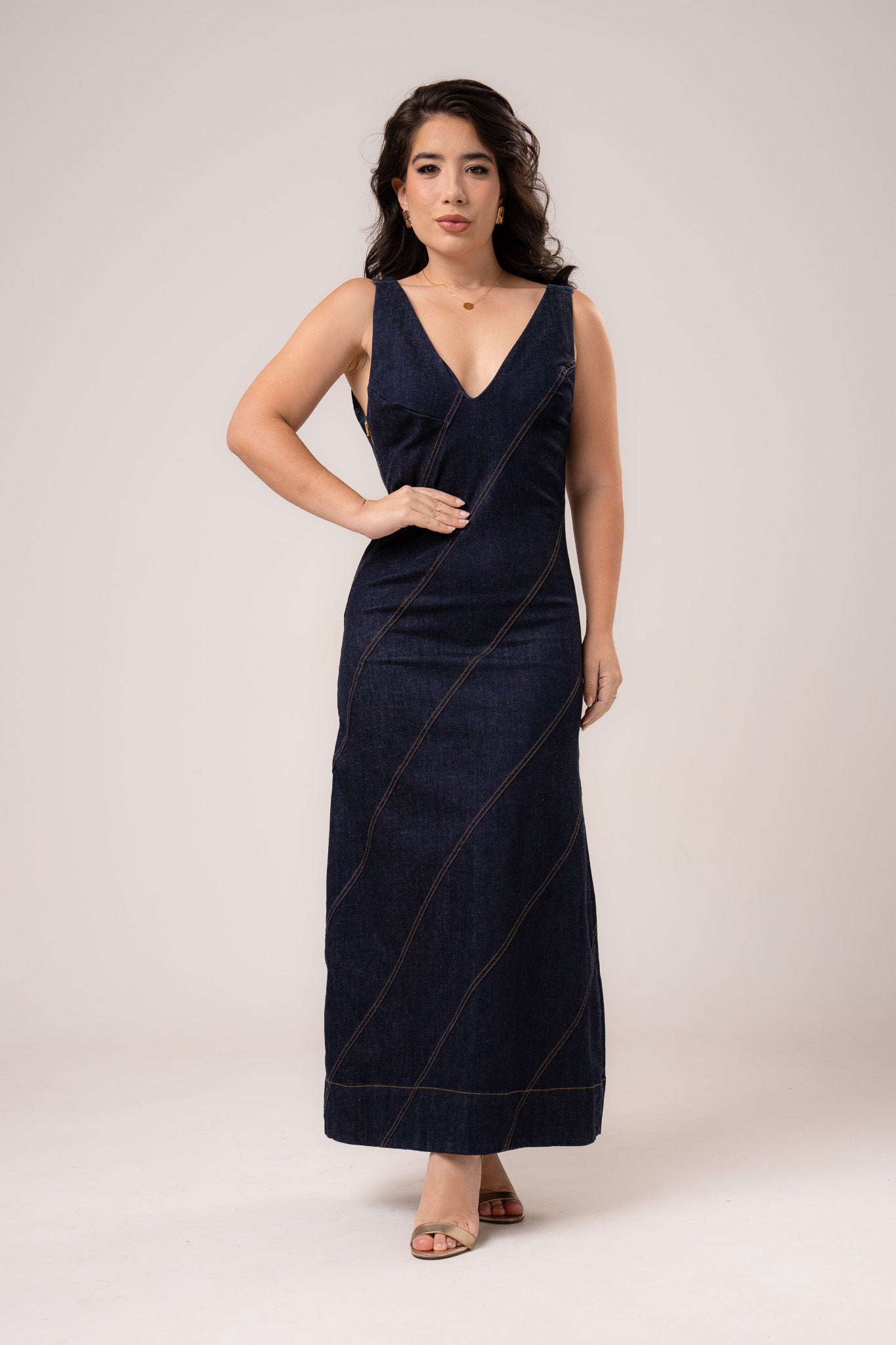 Vestido Aurea Jeans (Sem corrente)